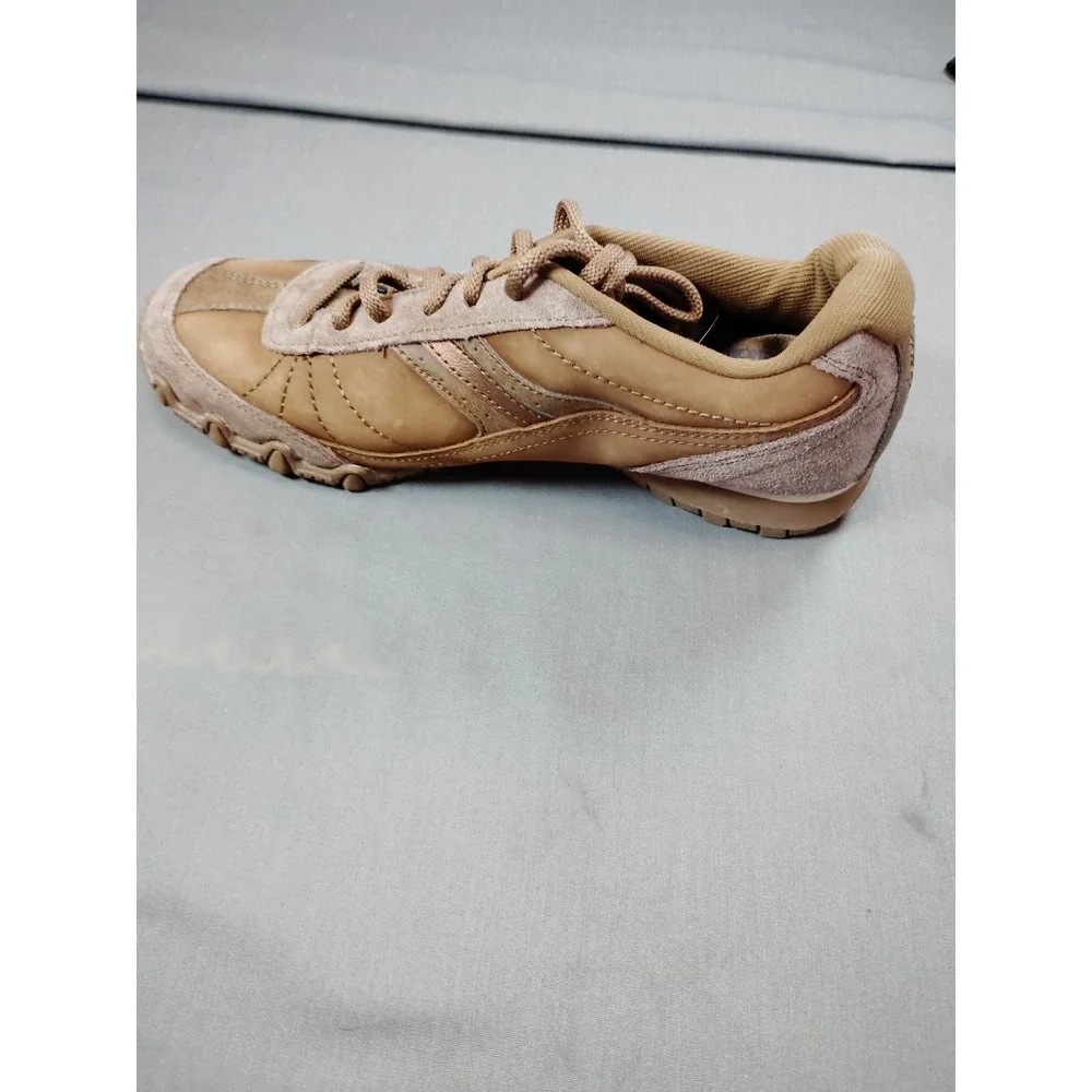 Skechers‎ Relax Fit Brown Leather Suede Cooled Memory Foam Shoes Women 8.5 Comfy